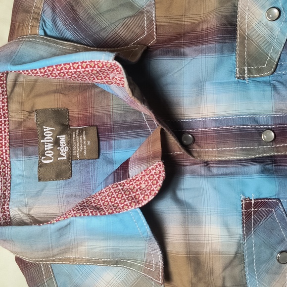 Button down boys shirt - Picture 2 of 3